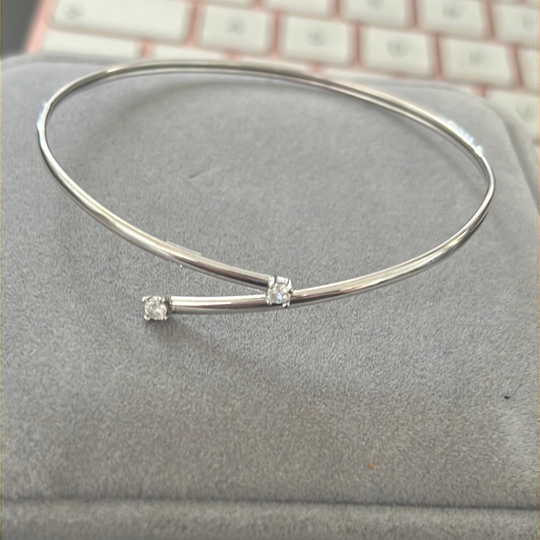 Sterling Silver Beautiful Open Crossover Bangle Max 20cm