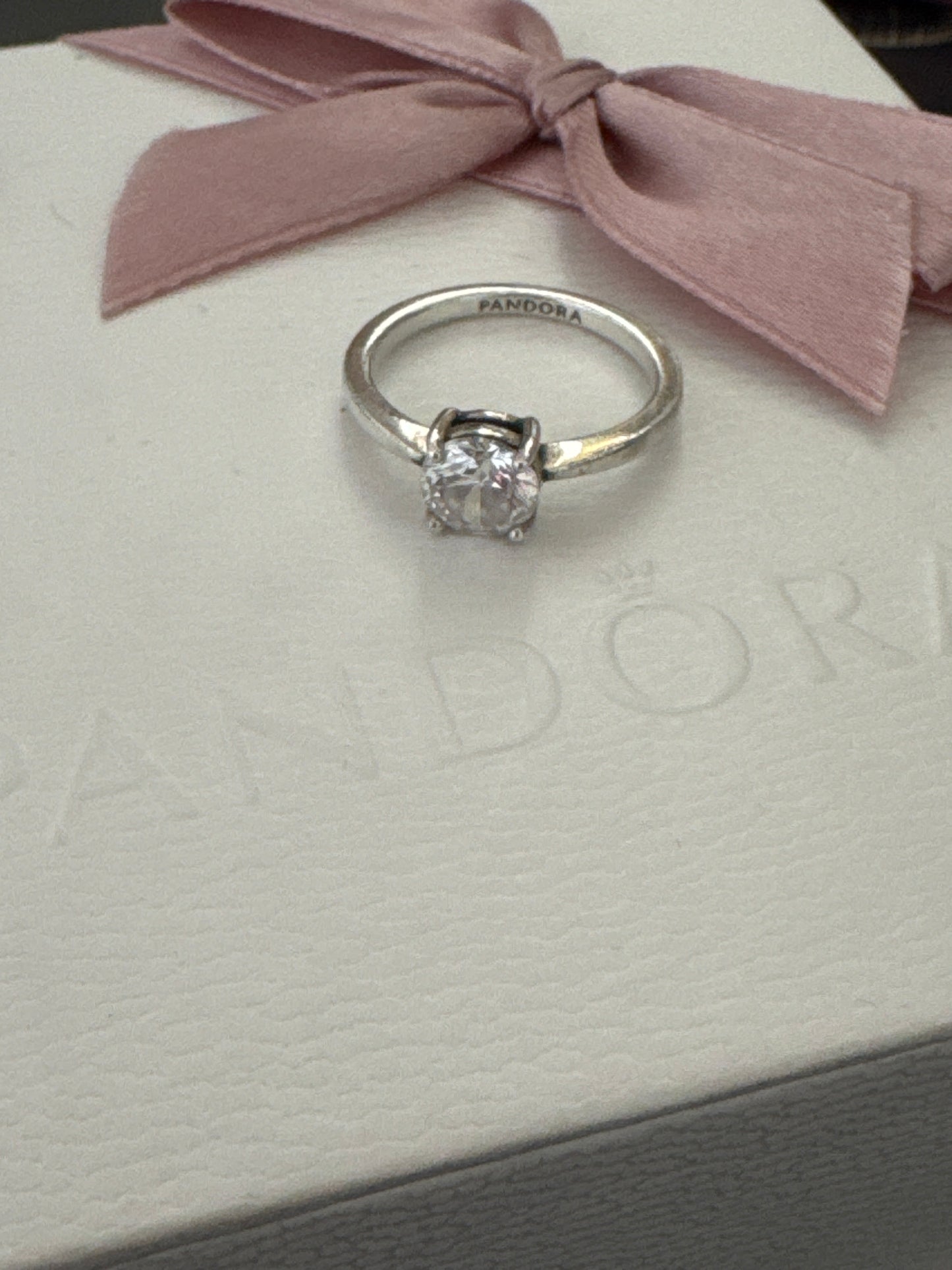 Genuine Pandora Clear CZ Circle Solitaire Ring 52