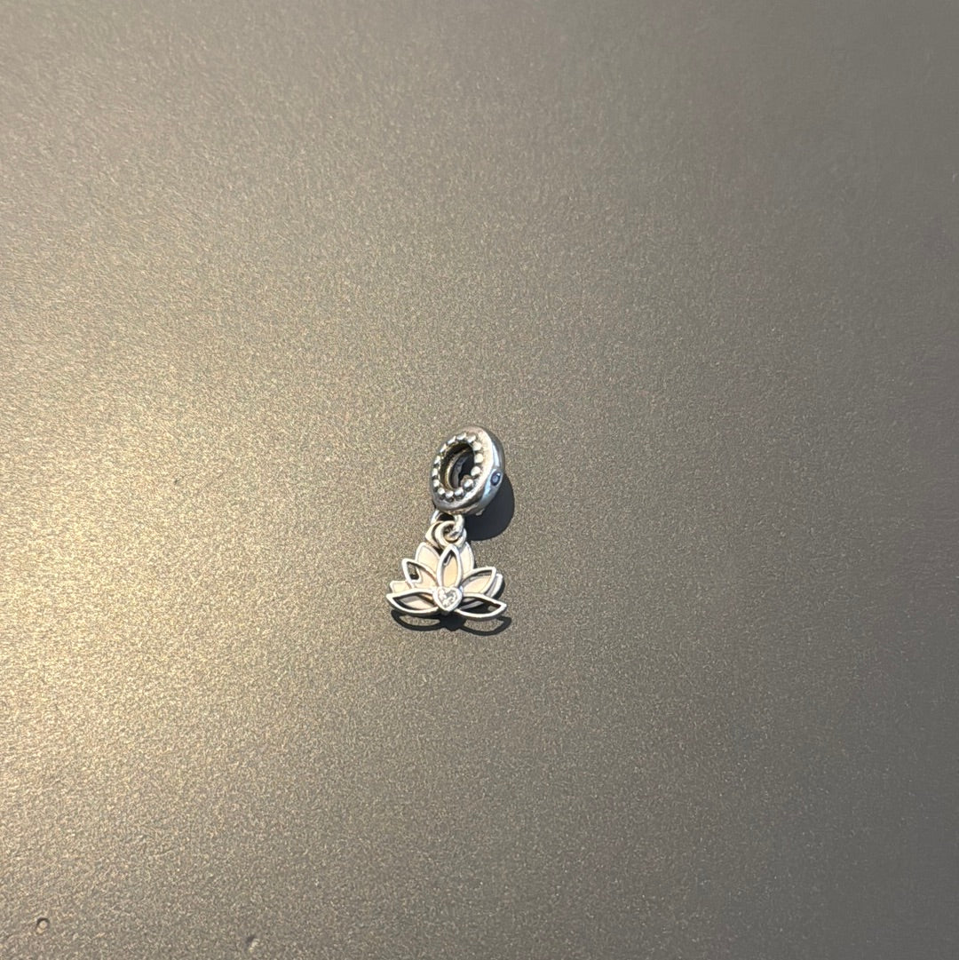 CGenuine Pandora Enamel Serene Lotus Flower Beautiful Dangle Charm