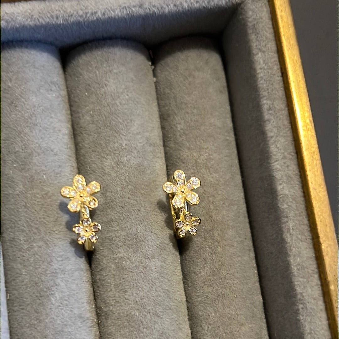 Brand New Sterling Silver Gold Plated Pave Cz Clear Daisy Hoop Earrings