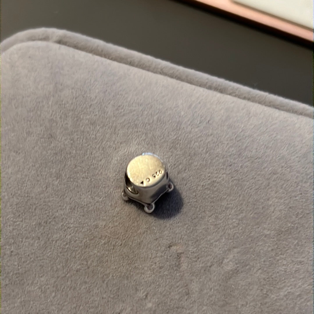 Genuine Chamilia Plain Crown Charm
