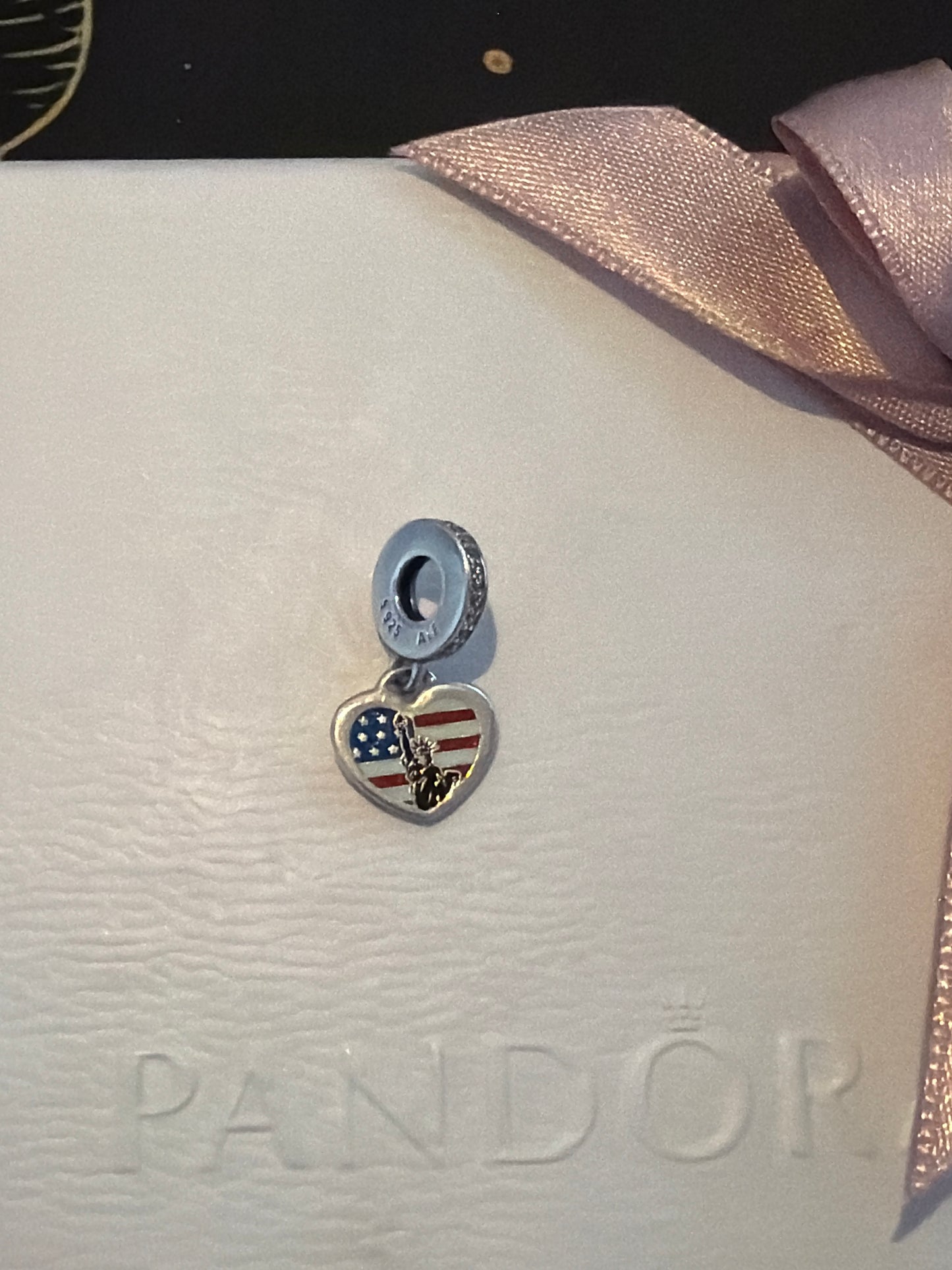 Genuine Pandora New York Charm Travel Enamel Pave Exclusive RARE Holiday