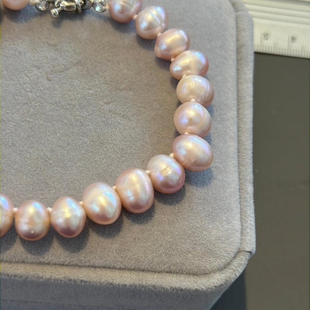 Unbranded Genuine Pink Freshwater Pearl Bracelet with Silver Clasp 19cm