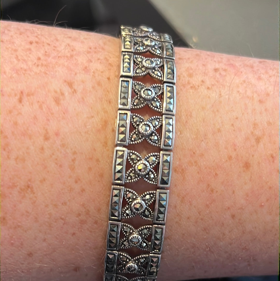 Sterling Silver Art Deco Beautiful Flat Bracelet With Marcasite Stones 19cm