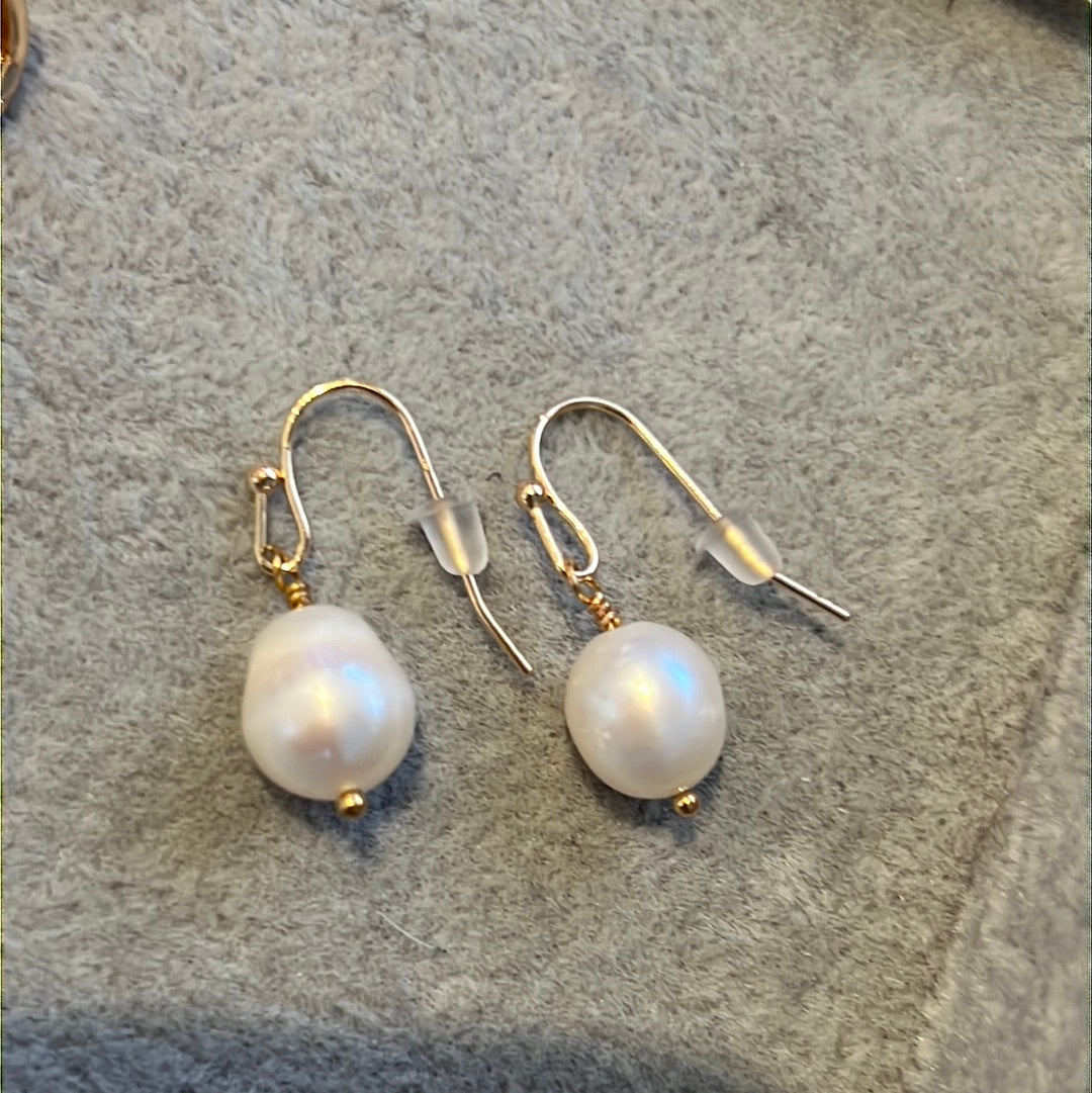 Brand New Sterling SIlver Gold Plated Pearl Earrings Dangle