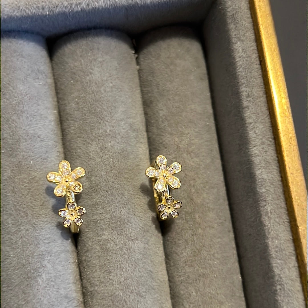 Brand New Sterling Silver Gold Plated Pave Cz Clear Daisy Hoop Earrings
