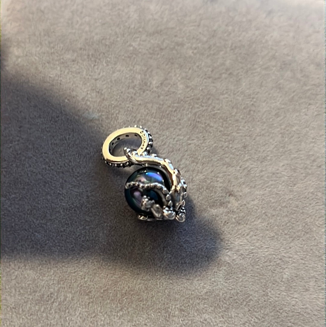 Genuine Pandora Little Mermaid Ursula Pearl Pave Dangle Charm