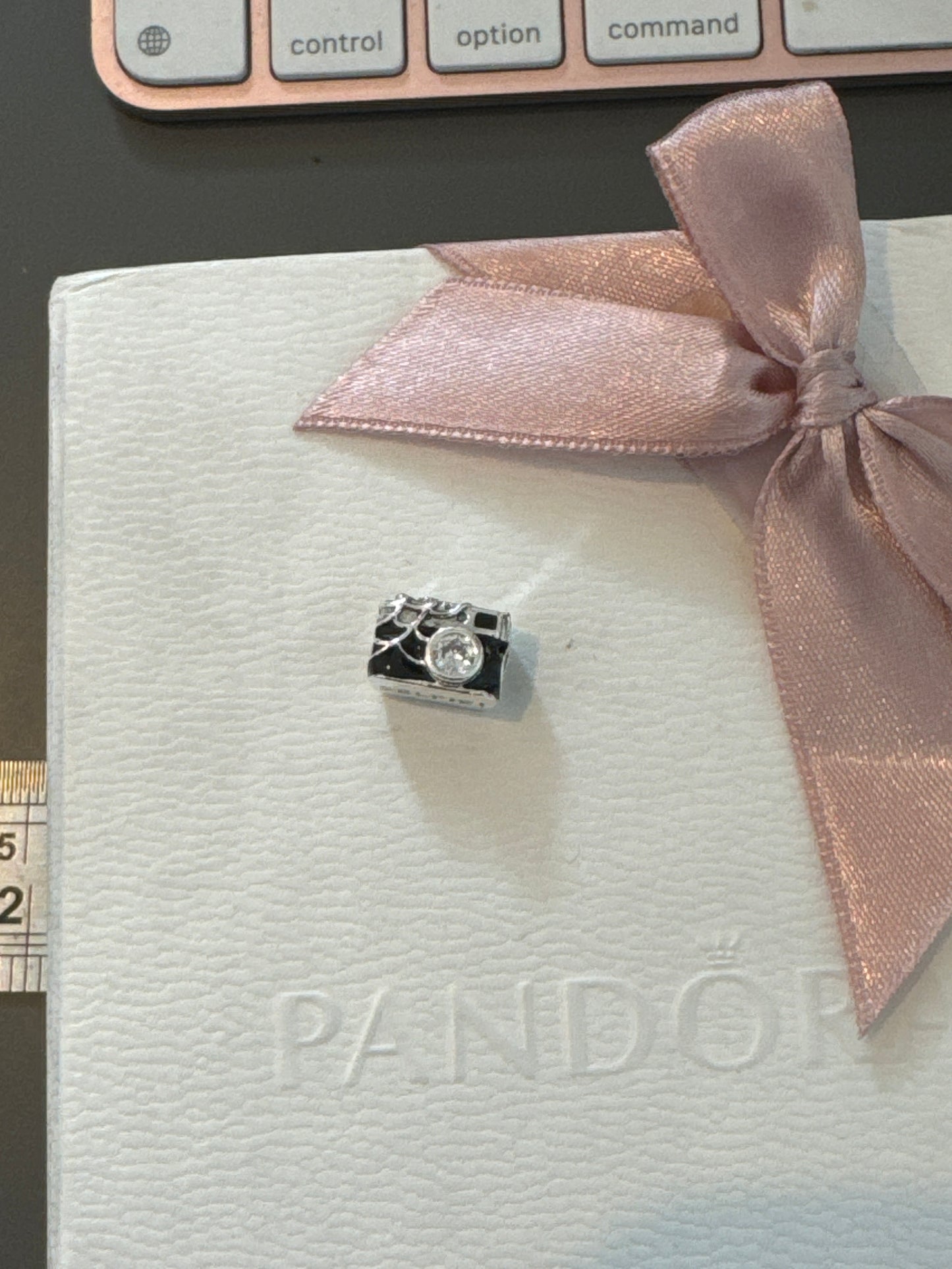 Genuine Pandora X Marvel Spiderman Selfie Camera Charm