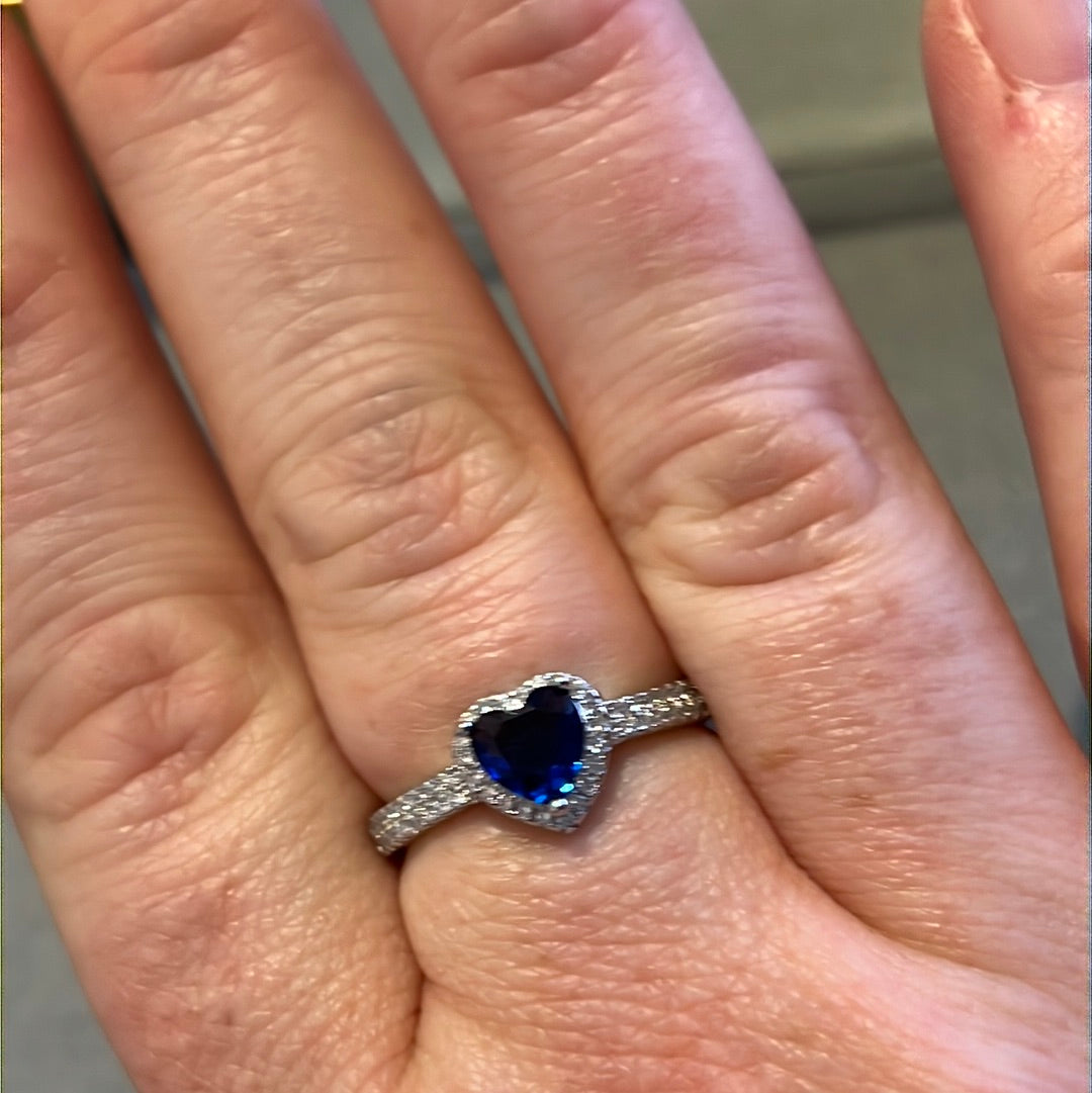 Brand New Sterling Silver Pave Blue & Clear Heart Stone Ring 58