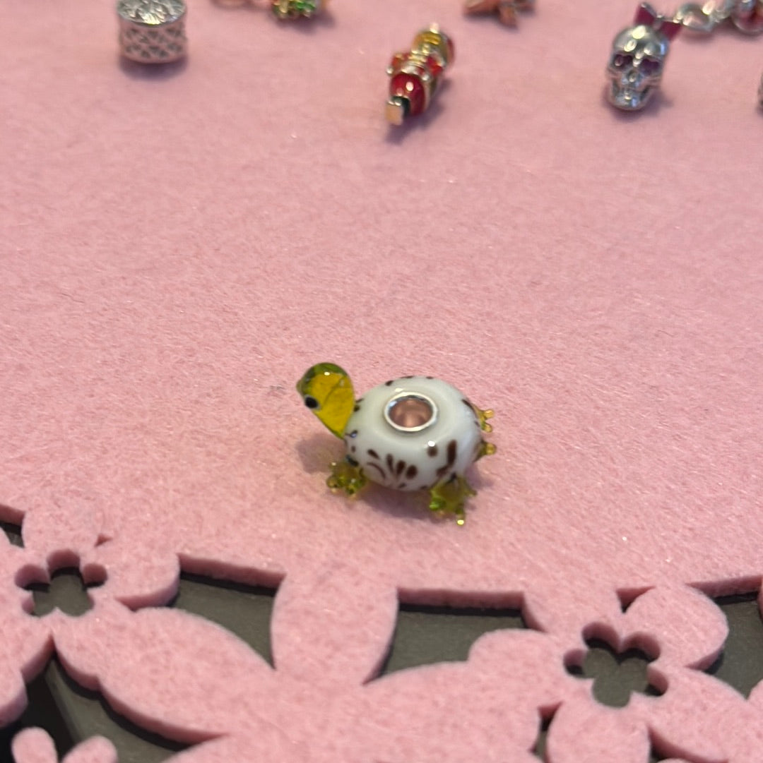 Genuine Gnoce Murano Turtle Animal Charm