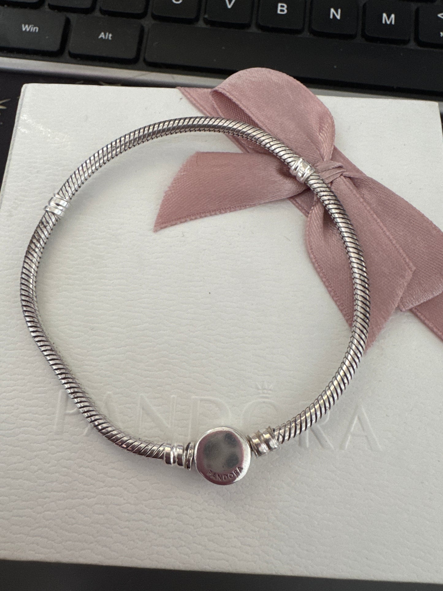 Genuine Pandora Engravable Plain Circle Clasp 20cm