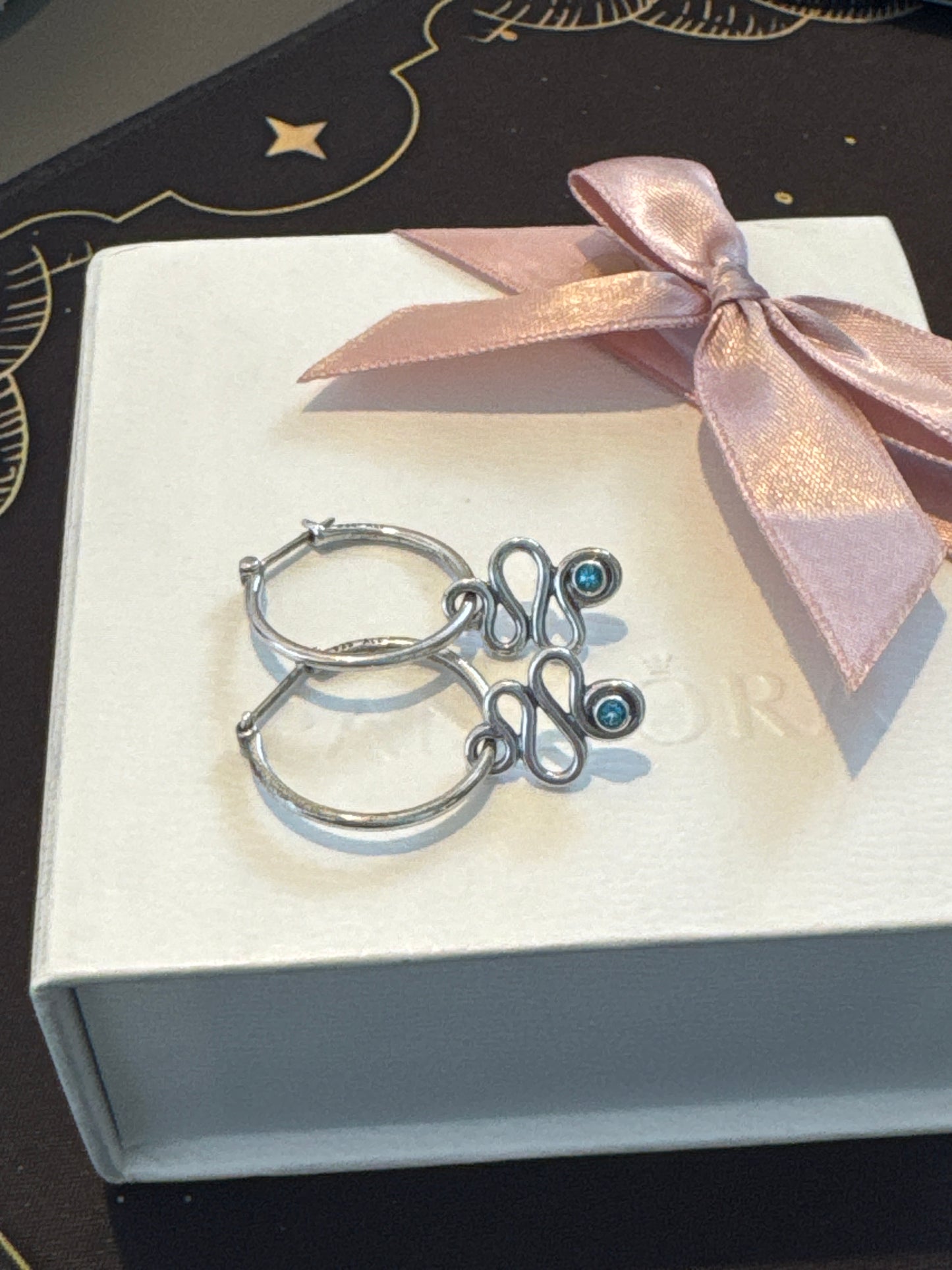 Genuine Pandora Rare HTF Beautiful Infinity Topaz Two Tone Compose Hoop Earrings Hyper Rare