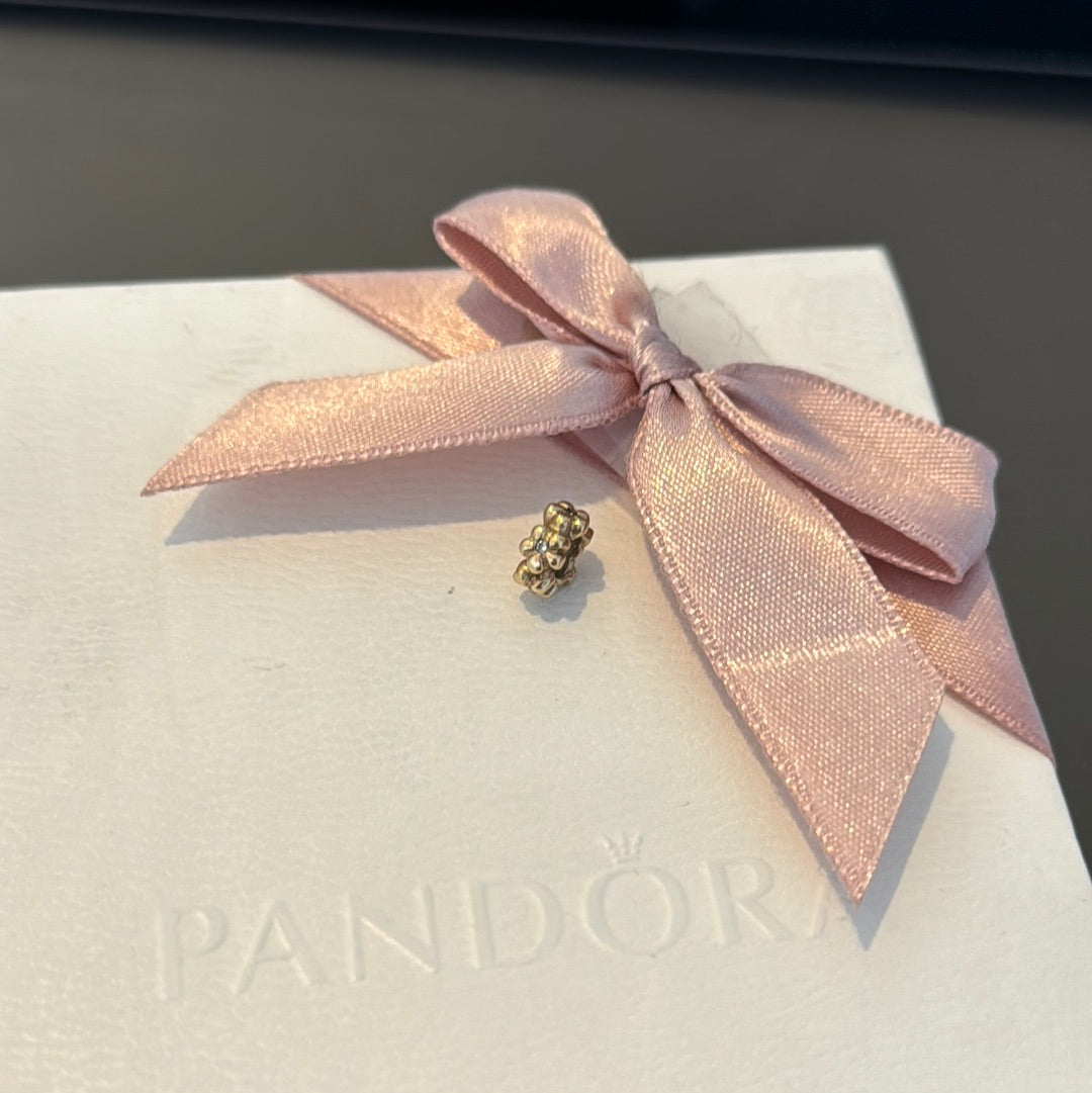 Genuine Pandora Solid Gold 14ct Daisy Diamond Spacer Charm