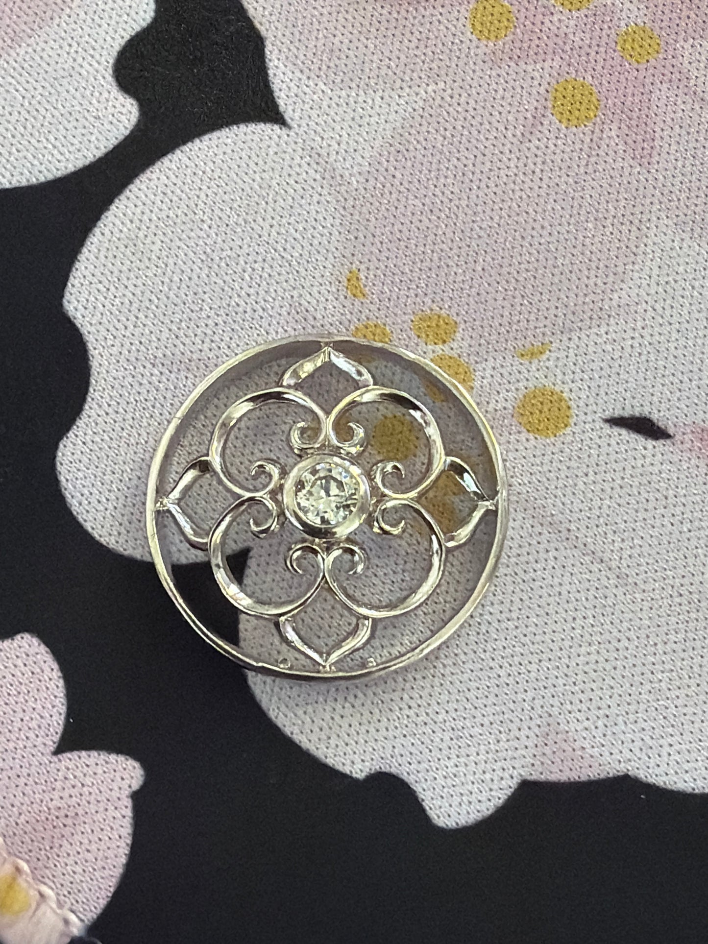 Genuine Hot Diamond Emozioni Openwork Small Coin For the Coin Keeper Necklace Openwork CZ