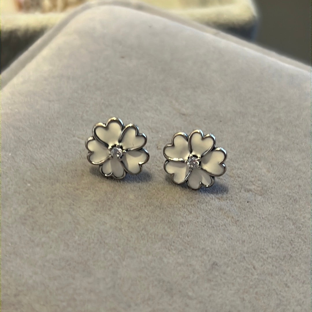 Genuine Pandora White Enamel Daisy Earrings Studs