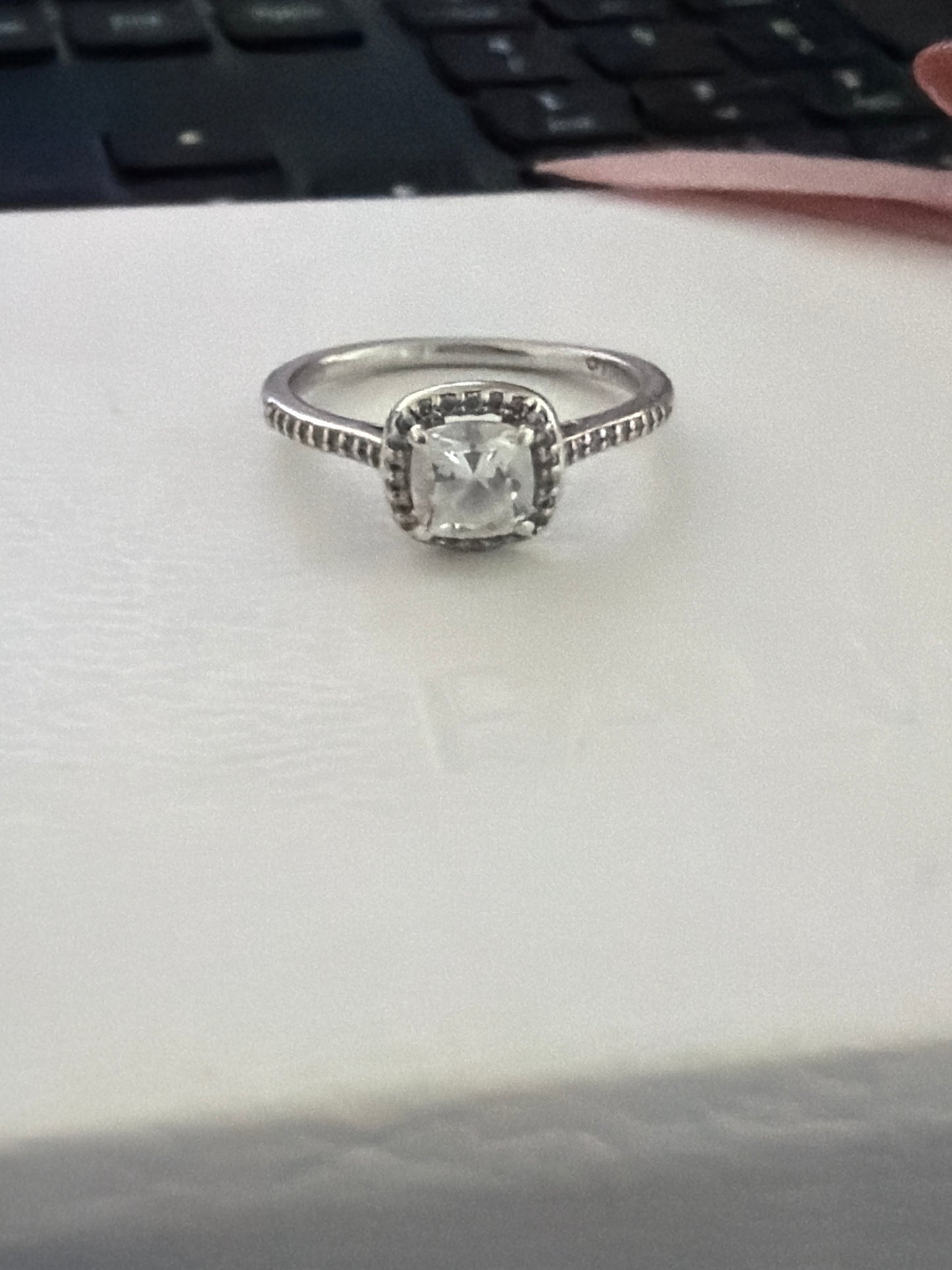 Genuine Diamonfire Sterling Silver CZ Clear Shoulder Set Ring 60