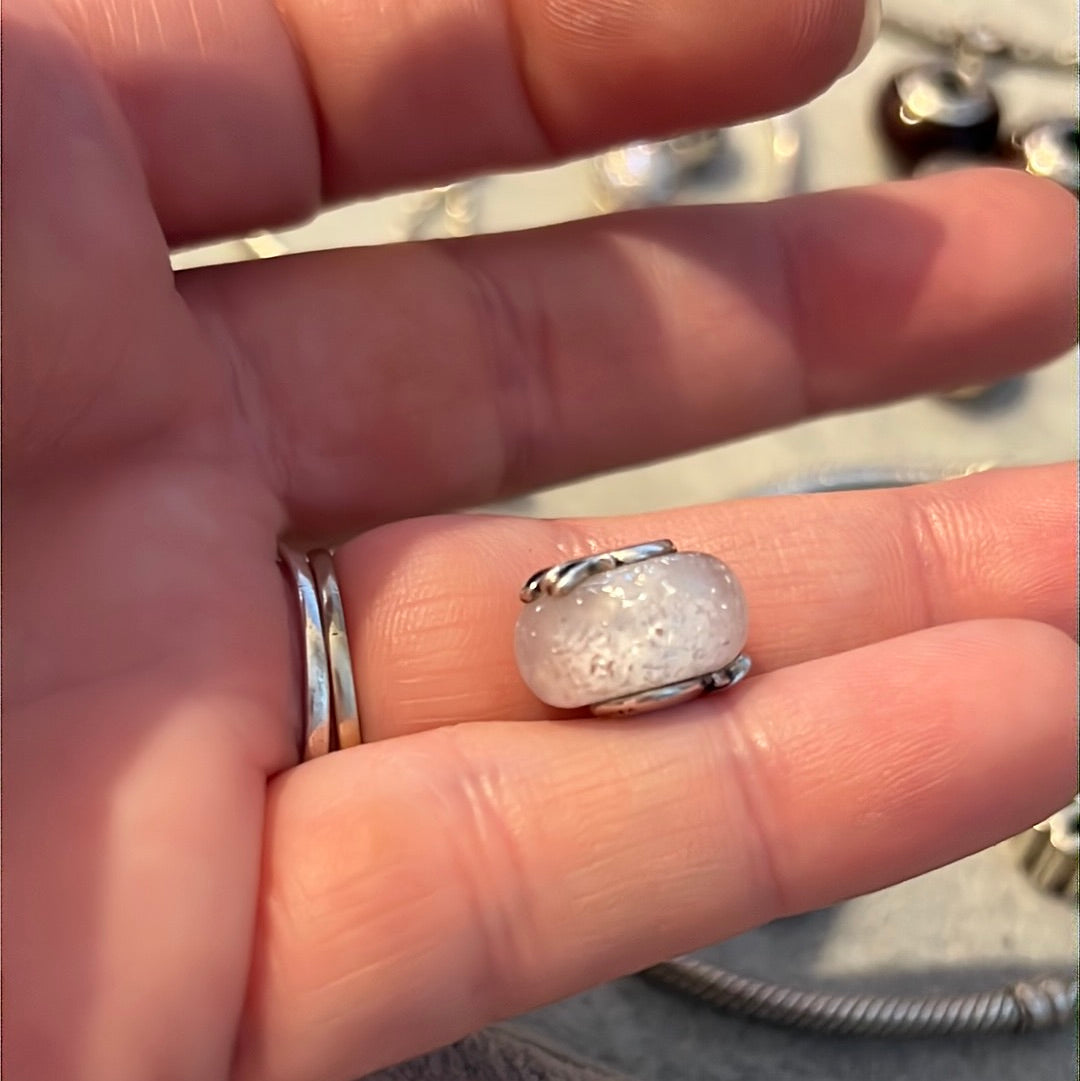 Genuine Pandora Mum & Love Glittery Matte Murano White Charm
