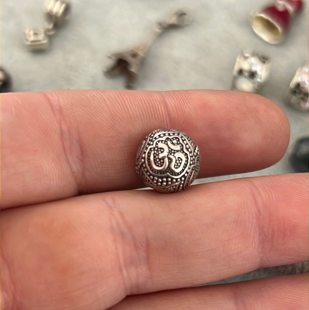Genuine Thomas Sabo Karma Om Yoga Spiritrual Charm