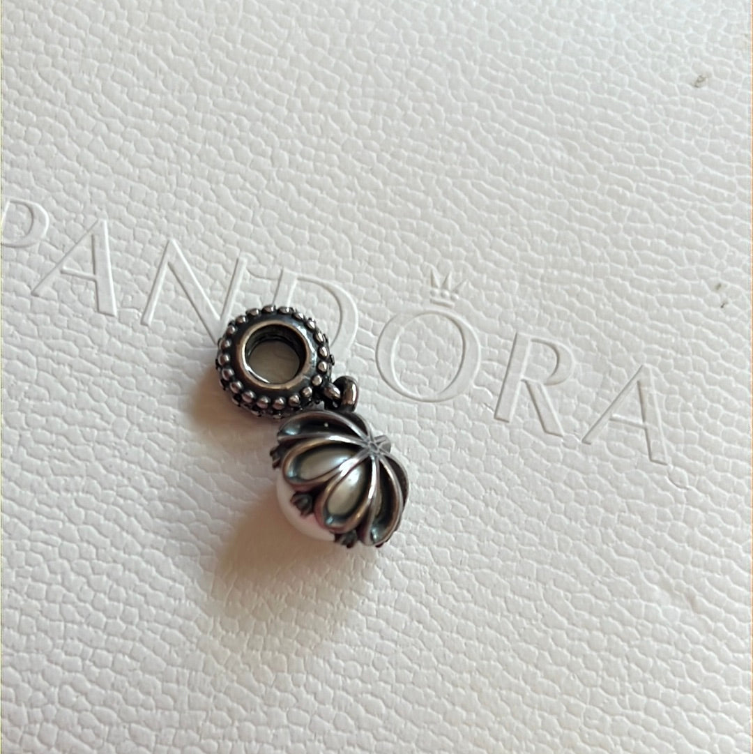 Genuine Pandora Everlasting Grace Pearl Pendant Dangle Charm RARE HTF