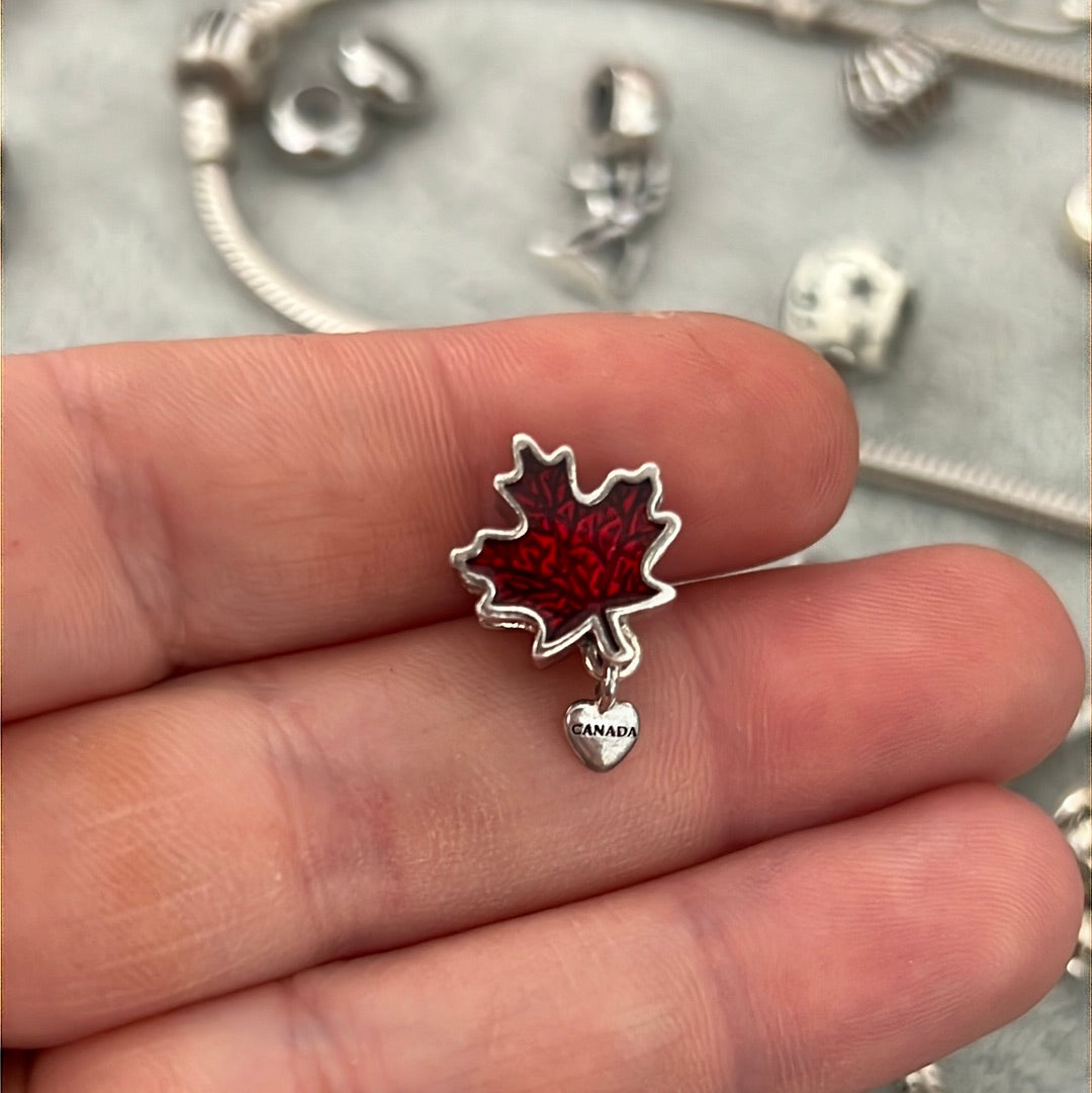 Genuine Pandora Canadian Enamel Red Maple Leaf With Canada Dangle Heart Travel Charm Rare HTF