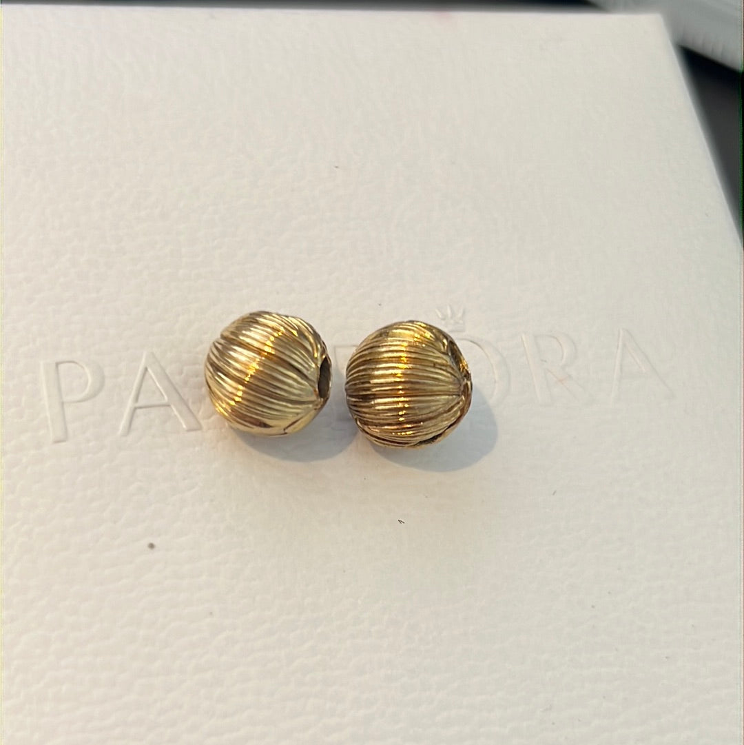 Genuine Pandora Shine Gold Line Burst Clip