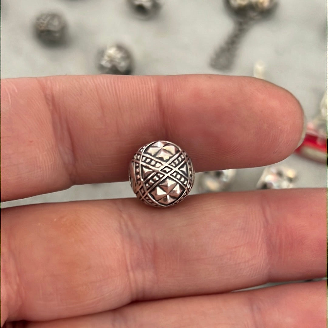 Genuine Thomas Sabo Karma Celtic Clover Charm