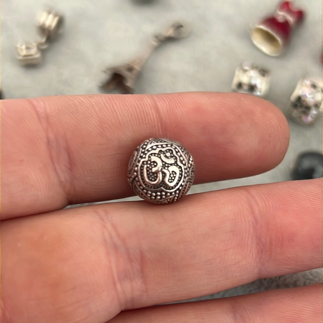 Genuine Thomas Sabo Karma Om Yoga Spiritrual Charm