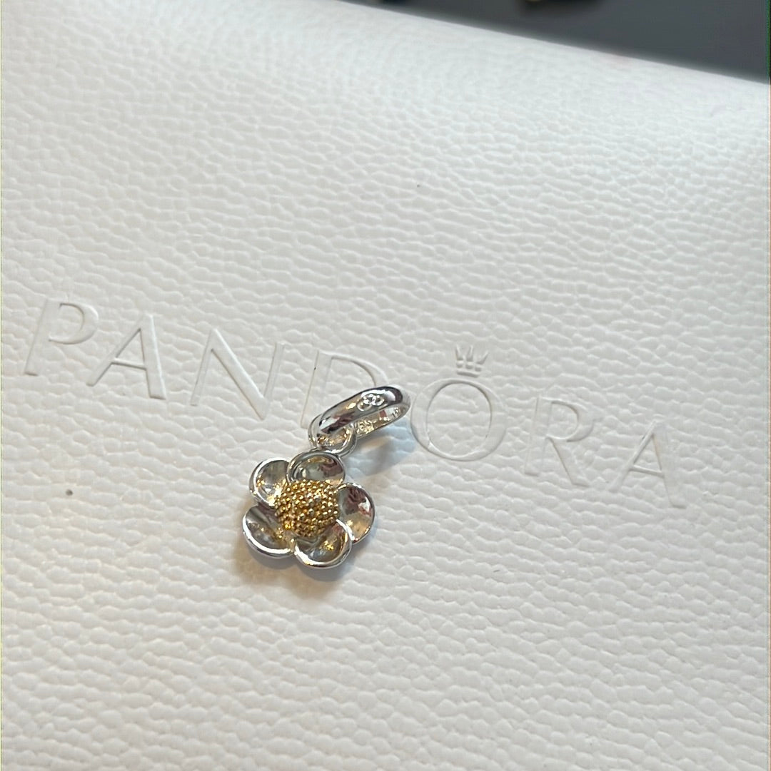 Genuine Links of London Two Tone Daisy Flower Charm
