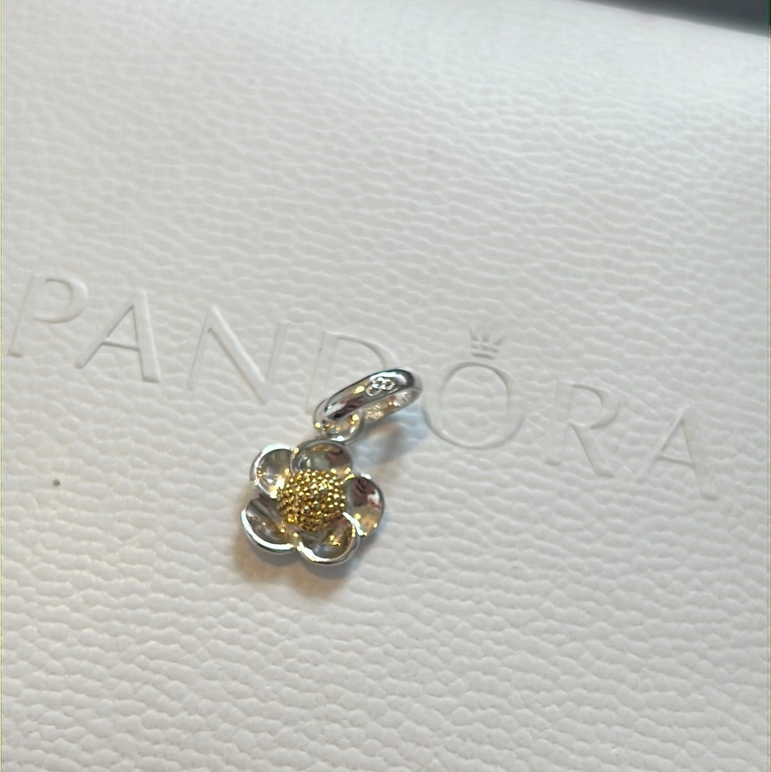 Genuine Links of London Two Tone Daisy Flower Charm