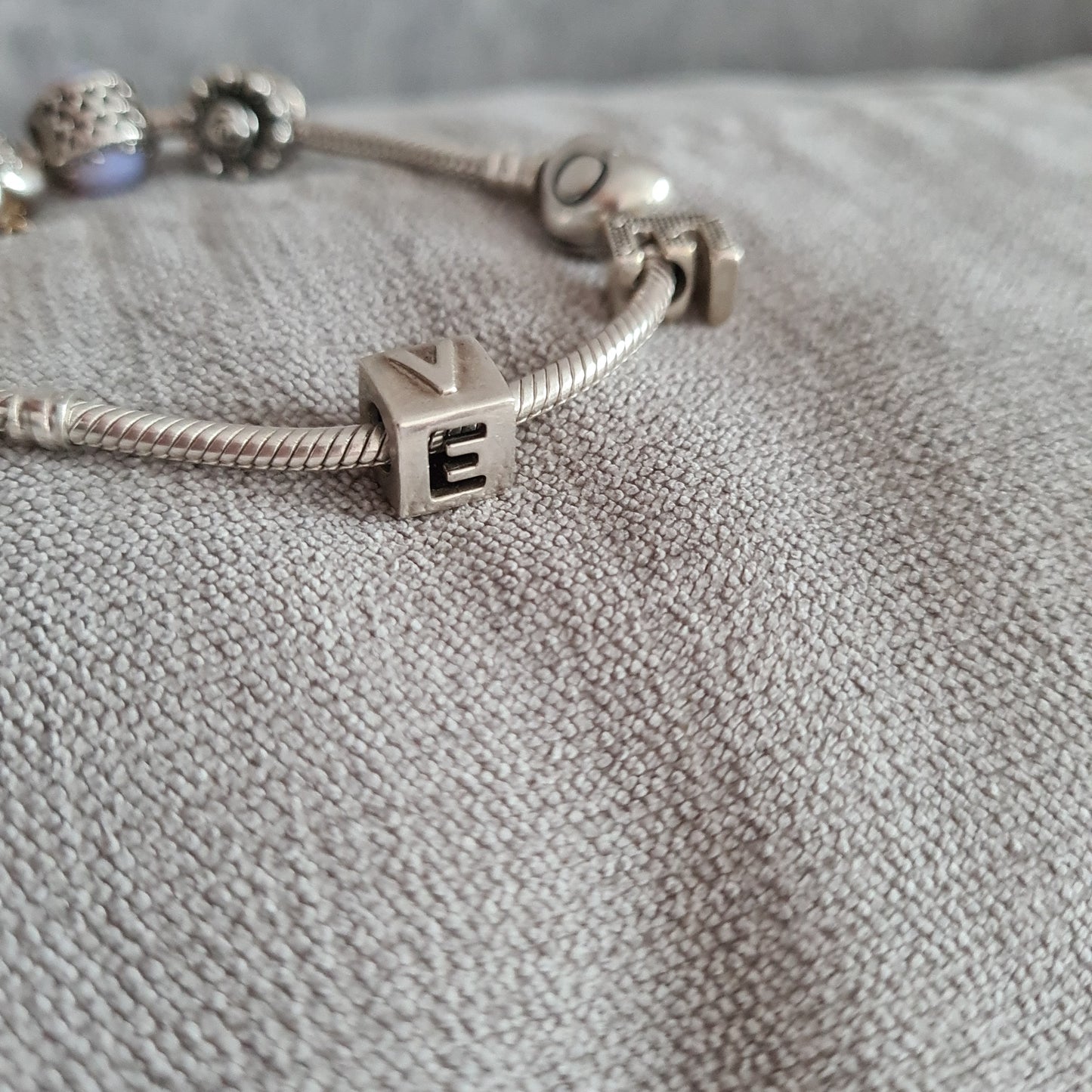 Genuine Pandora Love Cube With Pink Heart Stone