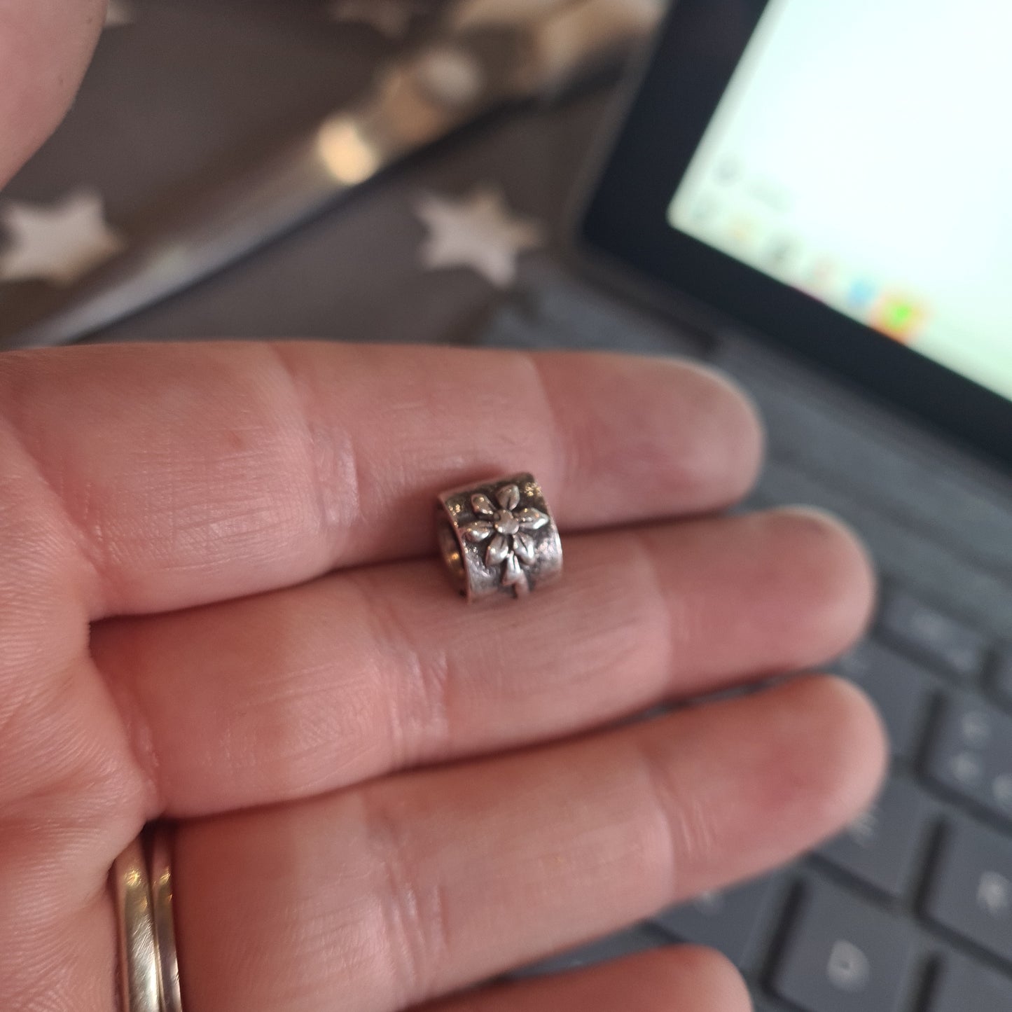 Genuine Pandora Retired Oxidised Flower and Stem Charm