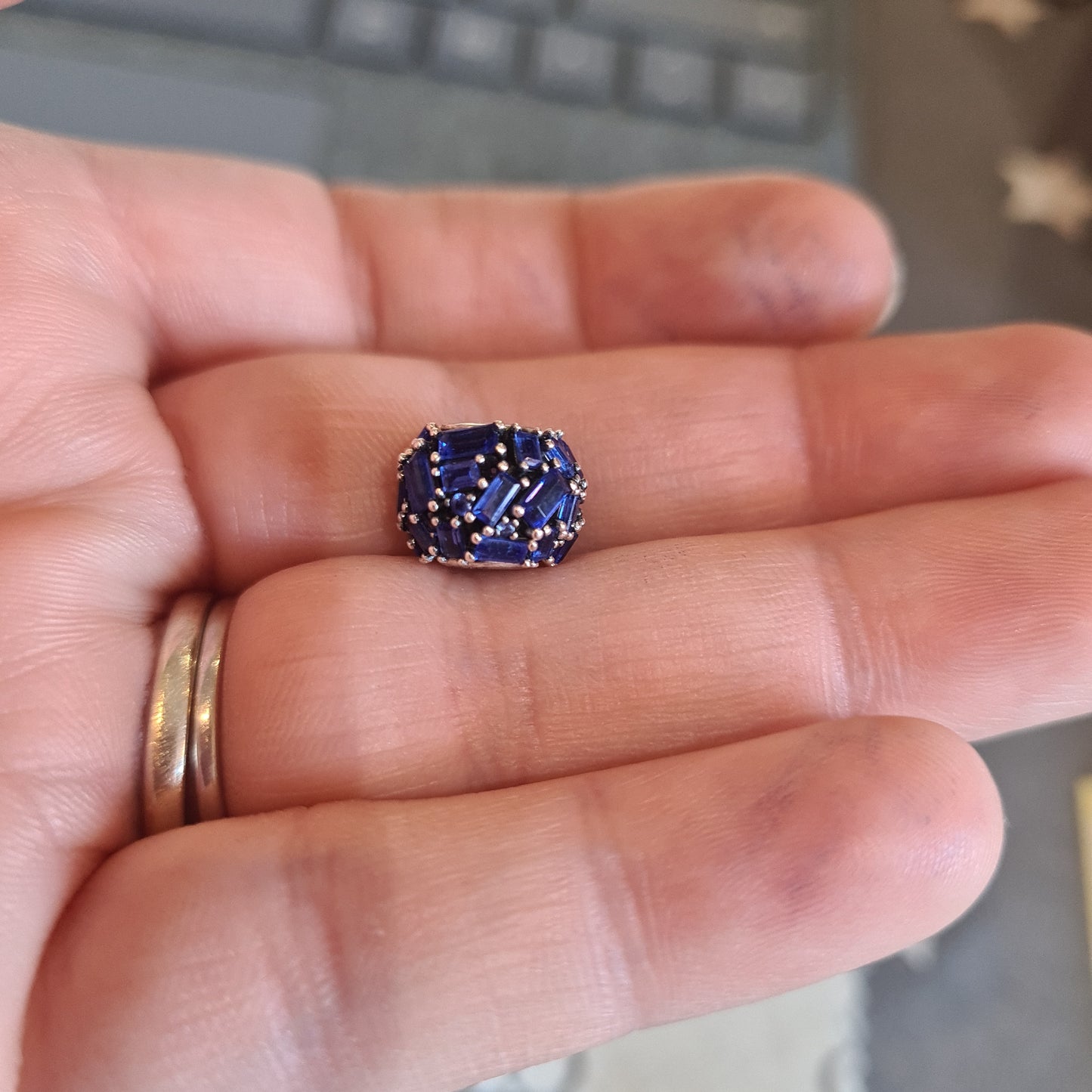 Genuine Pandora Blue Pave Ball Beautiful Glacial Beauty Charm