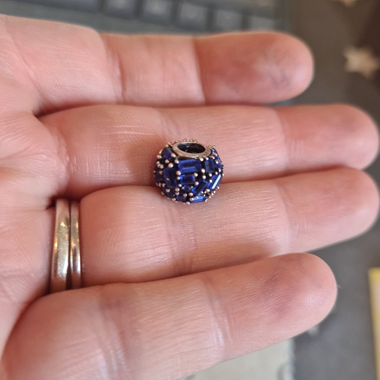 Genuine Pandora Blue Pave Ball Beautiful Glacial Beauty Charm