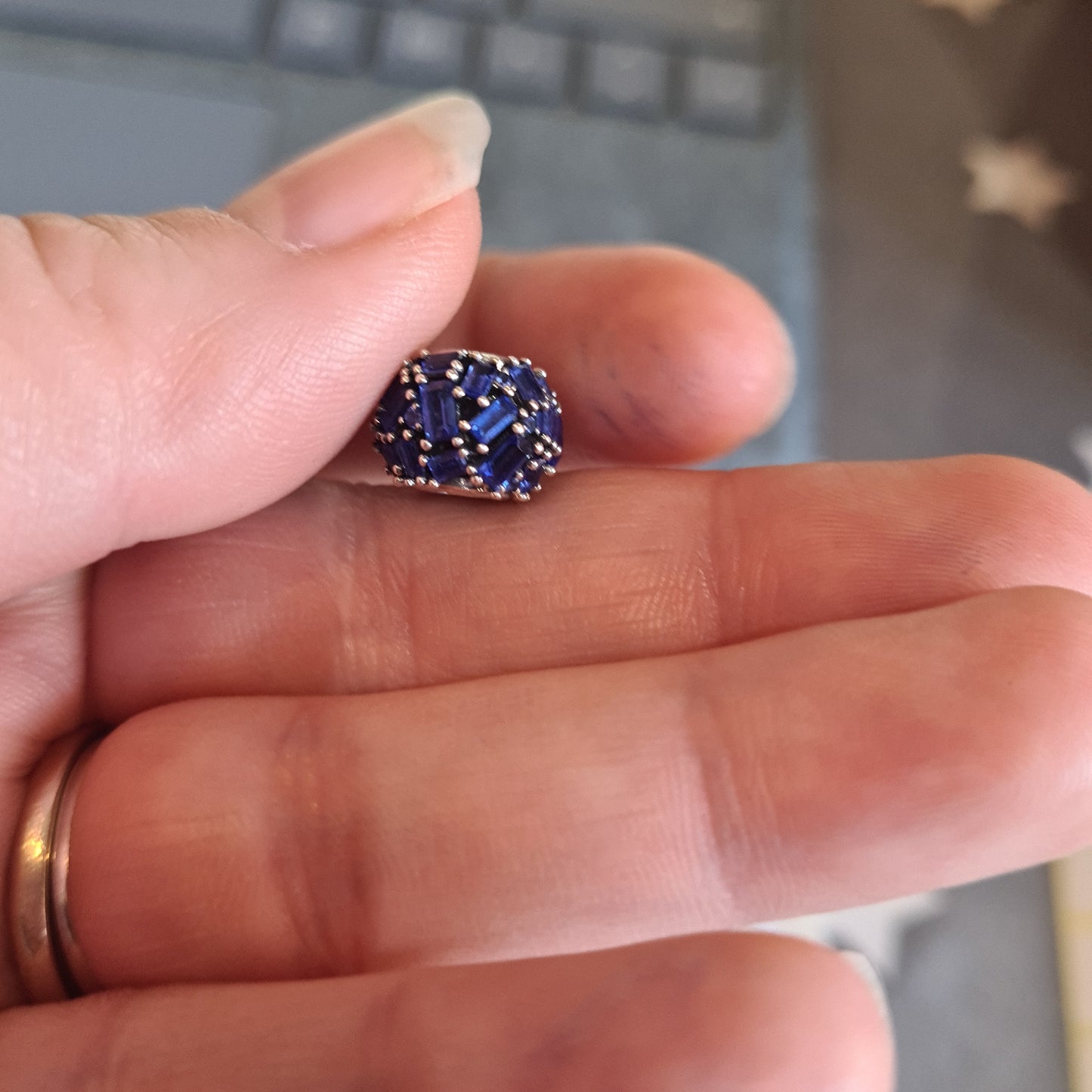 Genuine Pandora Blue Pave Ball Beautiful Glacial Beauty Charm