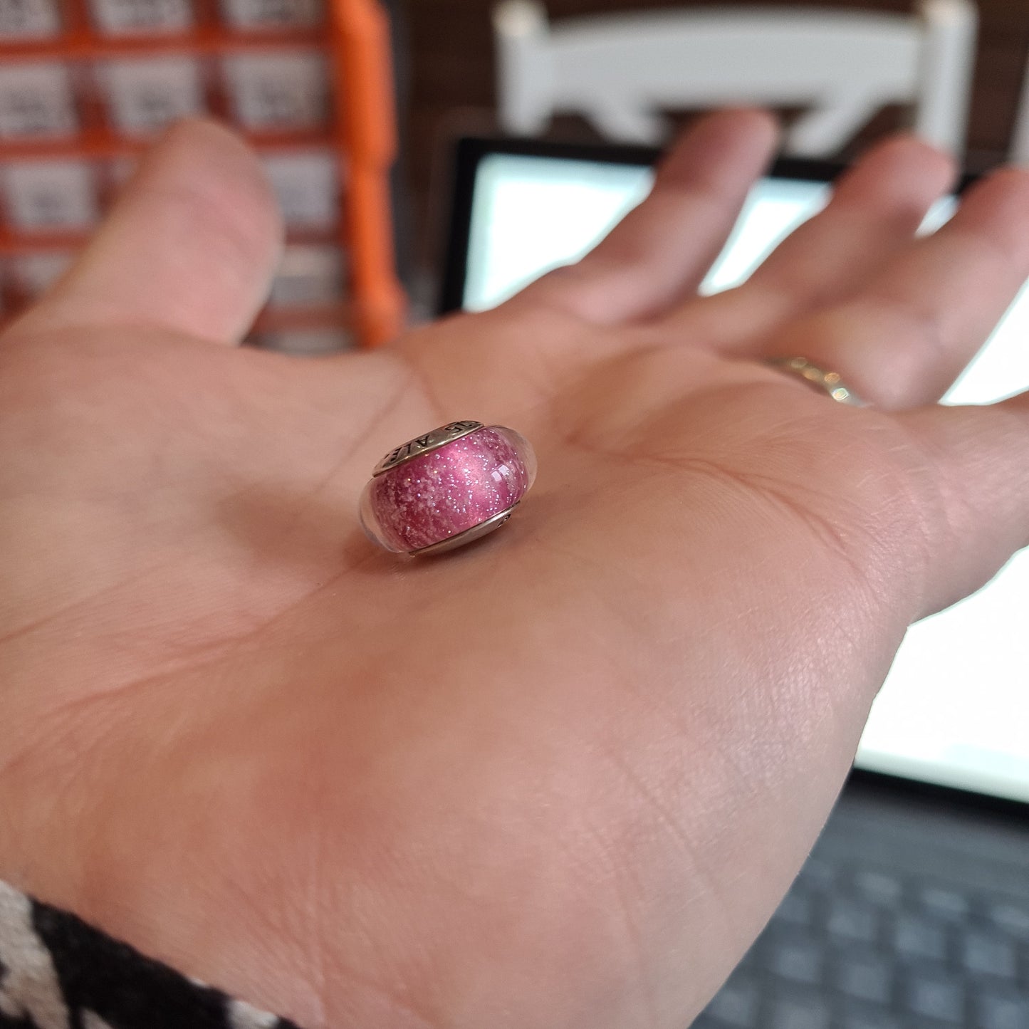 Genuine Pandora Disney Princess Murano Ana Pink