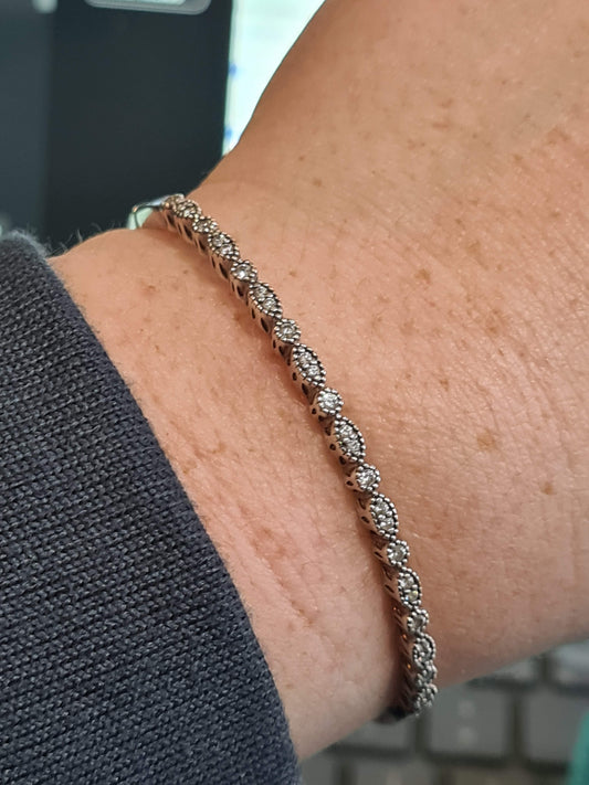 Genuine Pandora Timeless Elegance Sparkling Hinged Bangle Rare HTF
