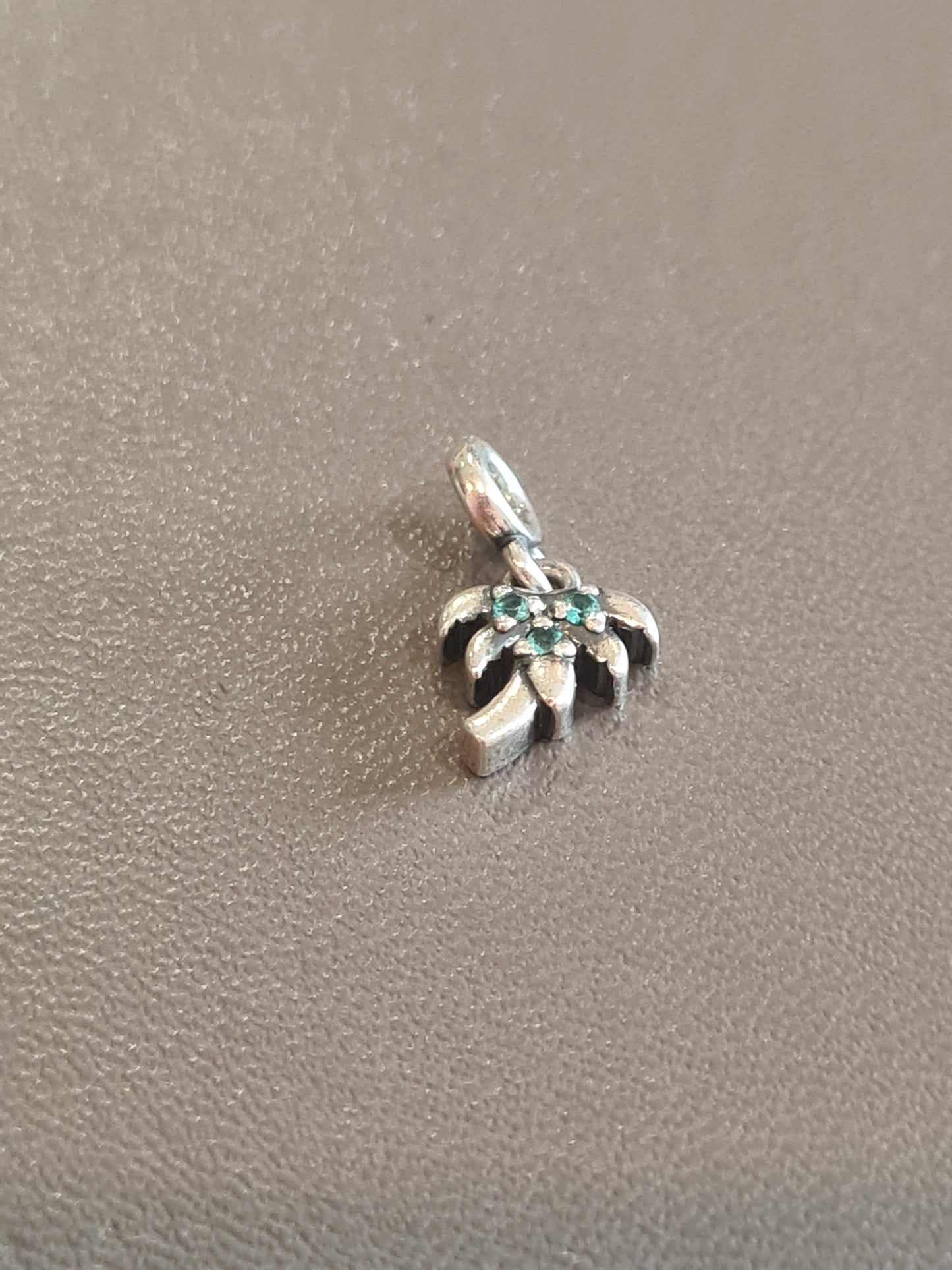 Genuine Pandora Essence Me Dangle Tiny Pave Palm Tree Charm