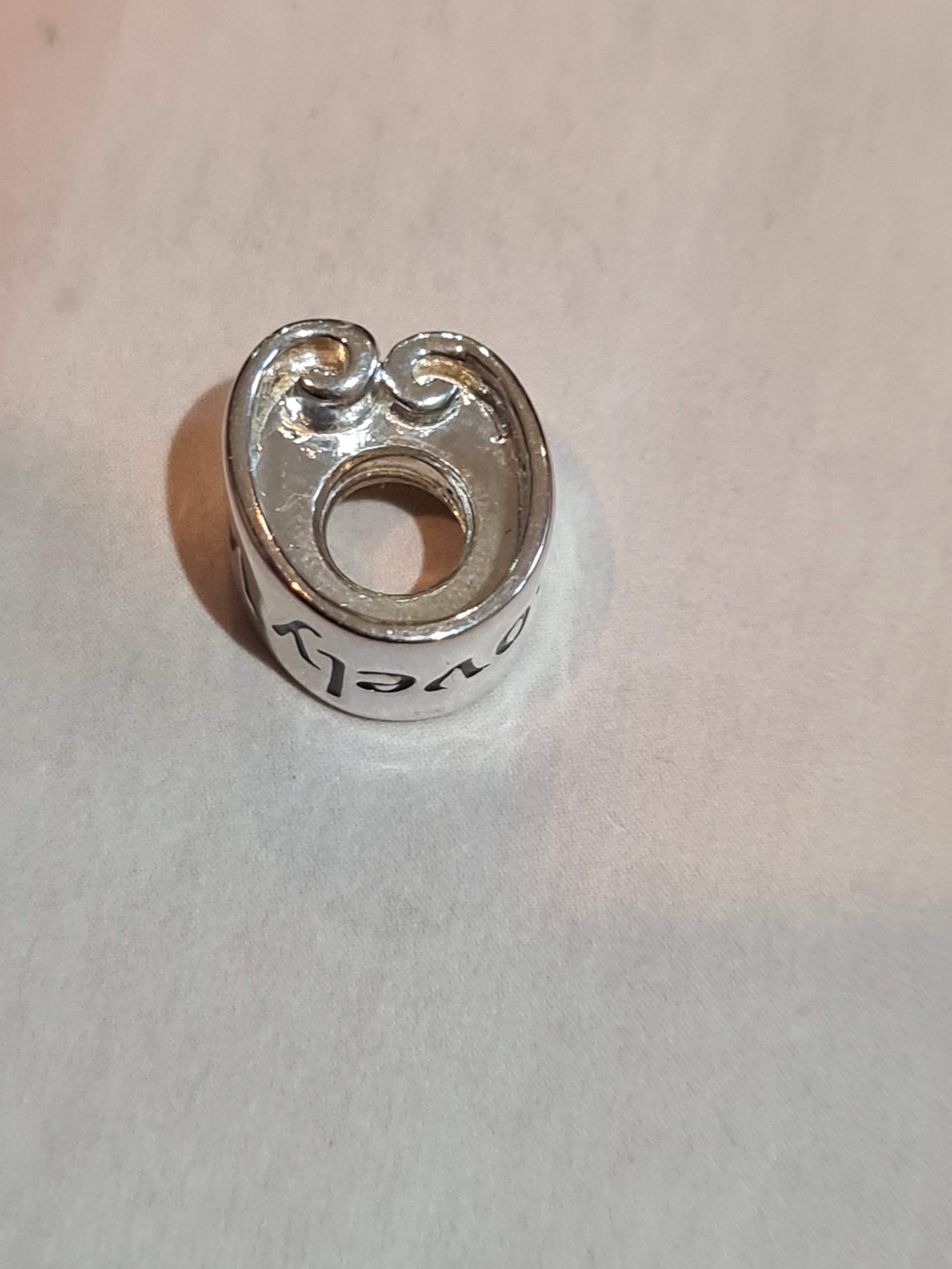 Genuine Chamilia My Lovely Wife Heart Scroll Circle Charm