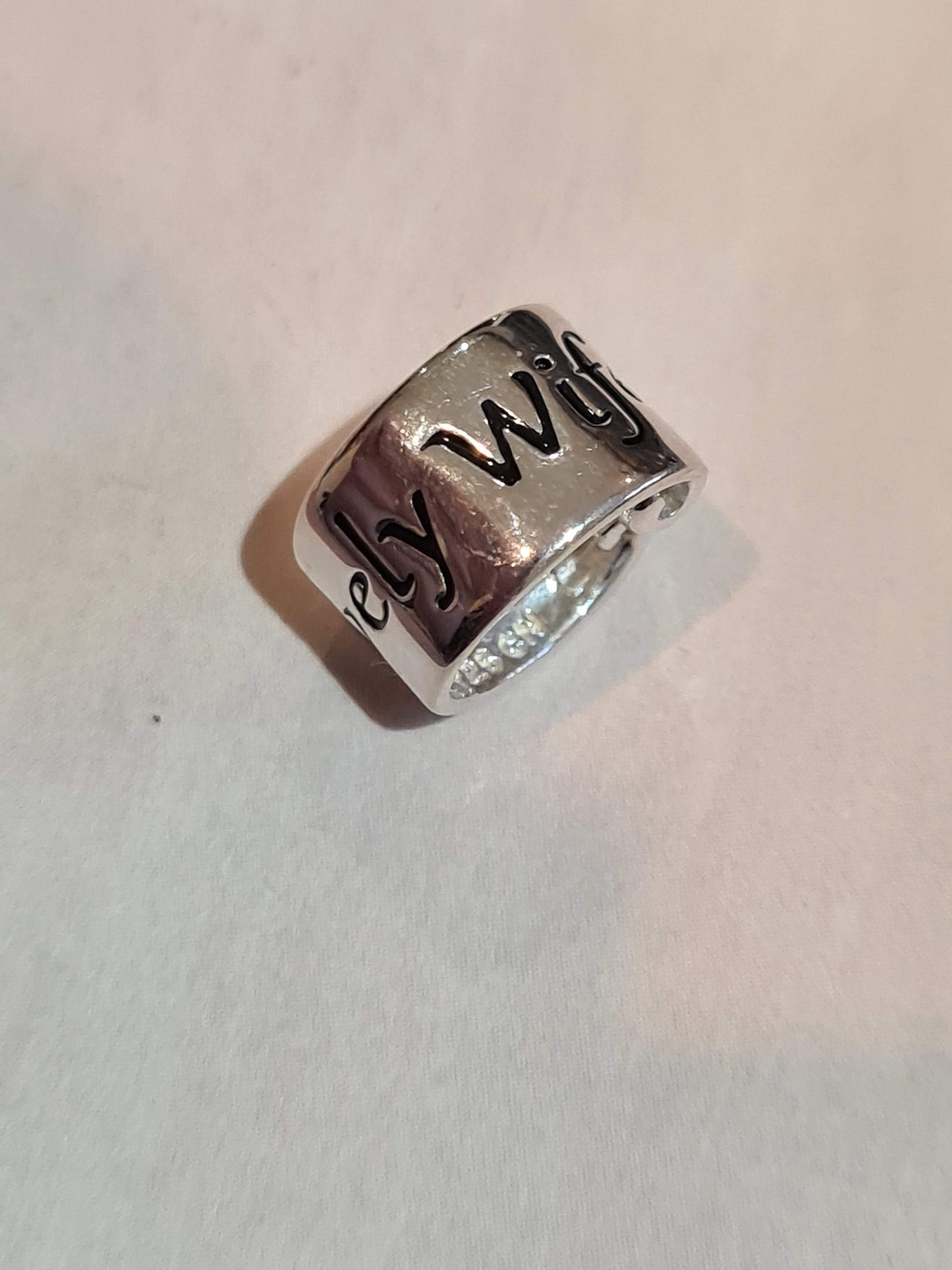 Genuine Chamilia My Lovely Wife Heart Scroll Circle Charm
