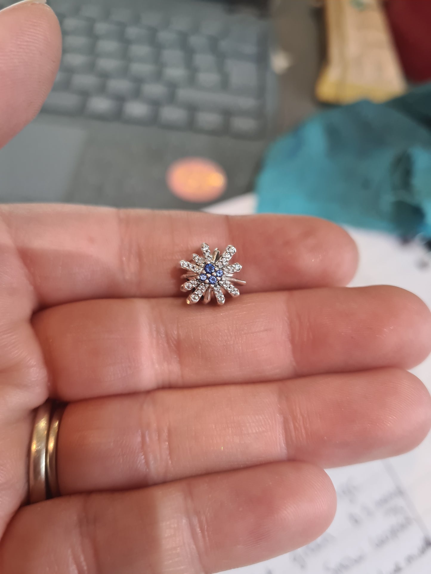Genuine Pandora Pave Sparkle Clear Stone With Blue Middle Stone Firework/ Snowflake/ Xmas Christmas Charm