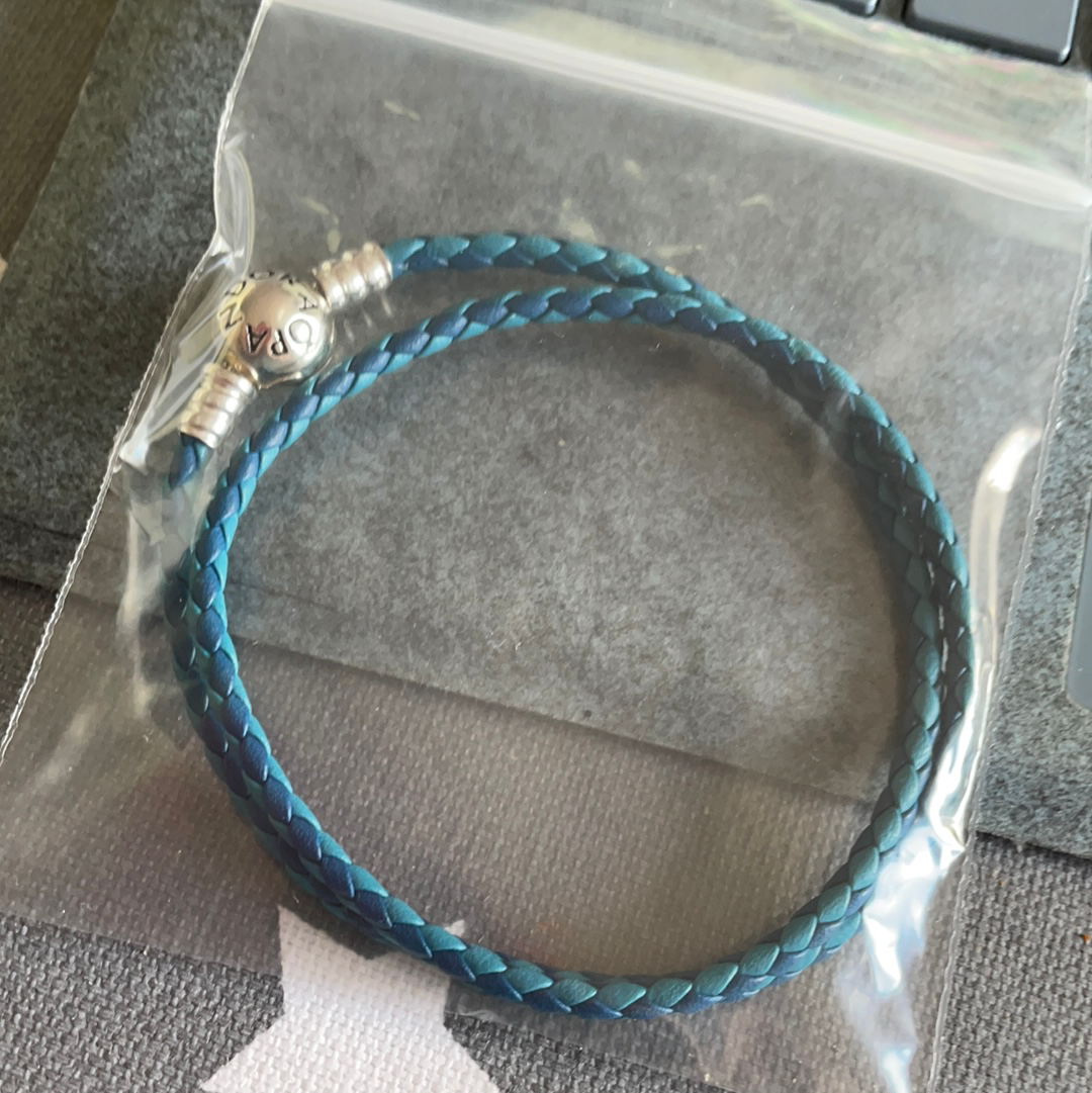 Genuine Pandora Double Wrap Leather New Style Clasp Blue and Light Blue Weave Medium