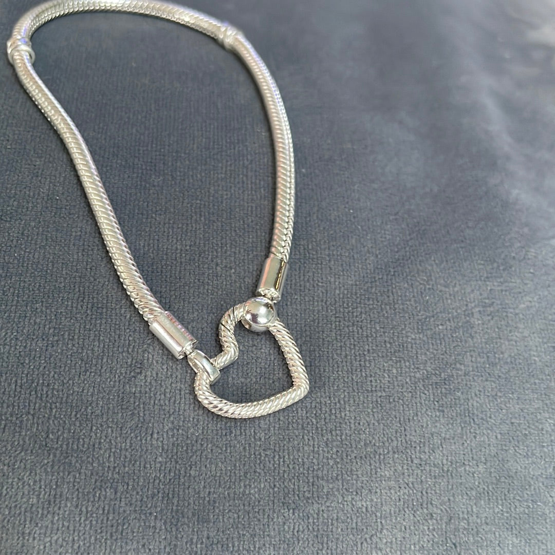 Genuine Pandora Heart Carrier Clasp Bracelet 23cm
