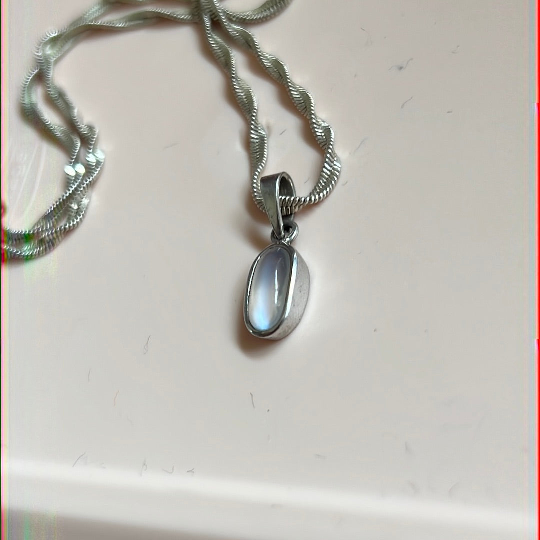 Sterling Silver Necklace Chain 40cm With Moonstone Pendant