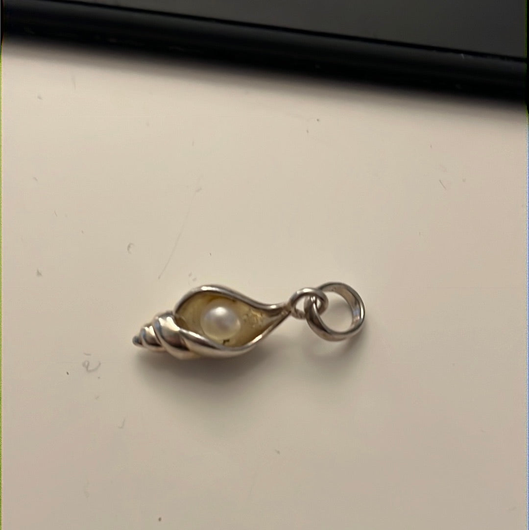 Genuine Links of London Sterling Silver Shell With Pearl Charm fits on Sweetie Bracelet