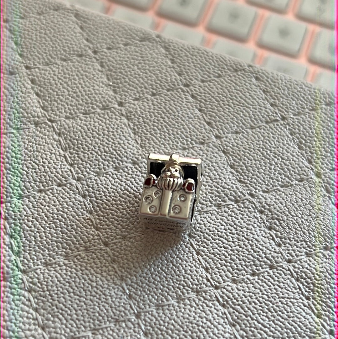 Genuine Pandora Christmas Enamel Santa in a Pave Present Brand New