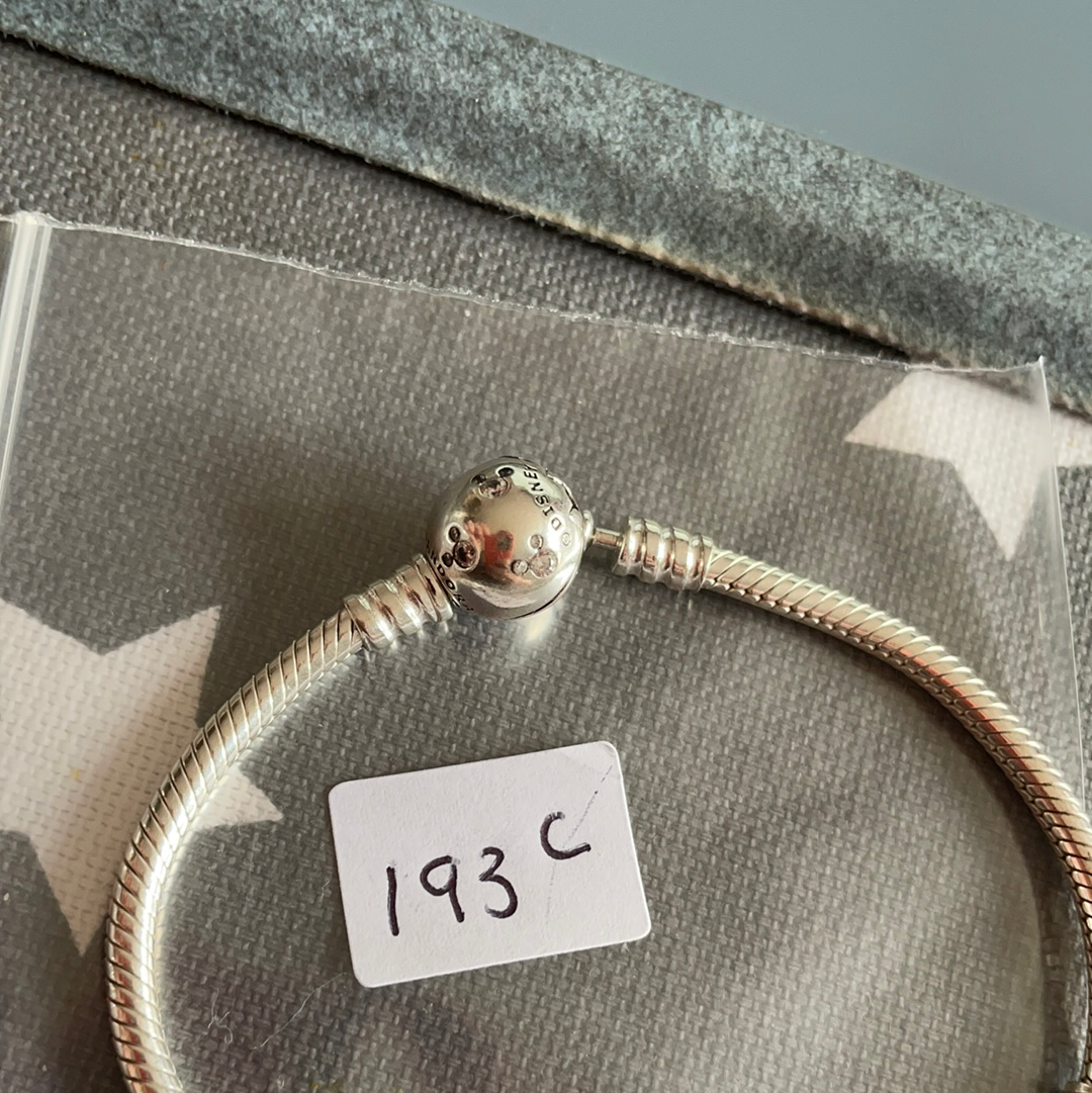 Genuine Pandora Disney Mickey Mouse Pave Ears Clasp Bracelet Size...