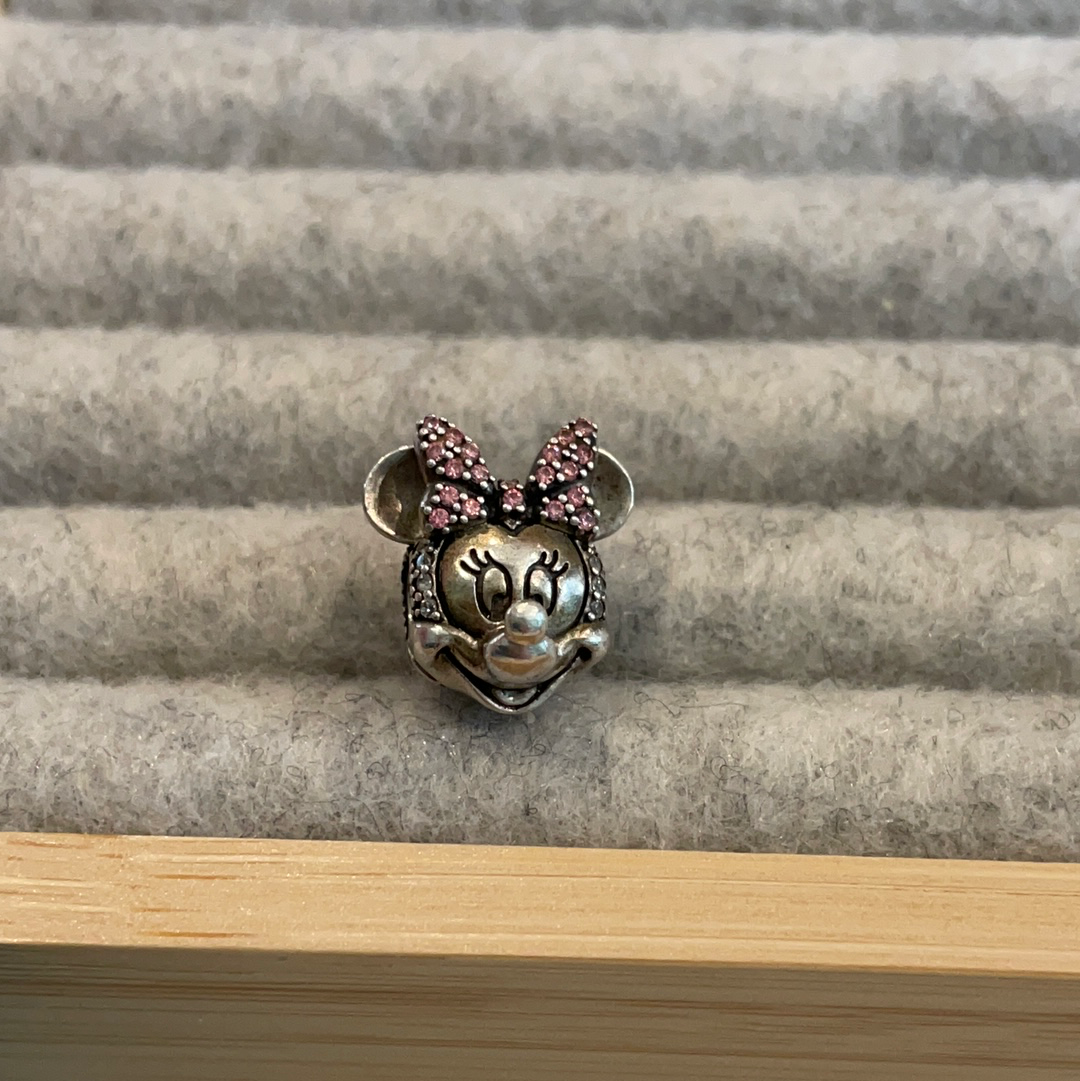 Genuine Pandora Disney Minnie Mouse Limited Edition 2015 Pave Clip