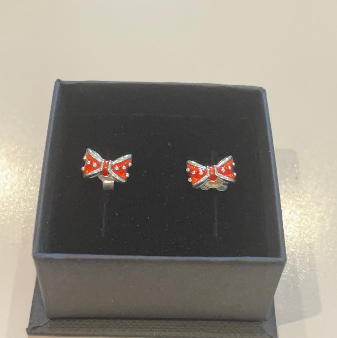 Genuine Chamilia Brand New in Box Disney Minnie Mouse Red Enamel Bow Earrings Studs