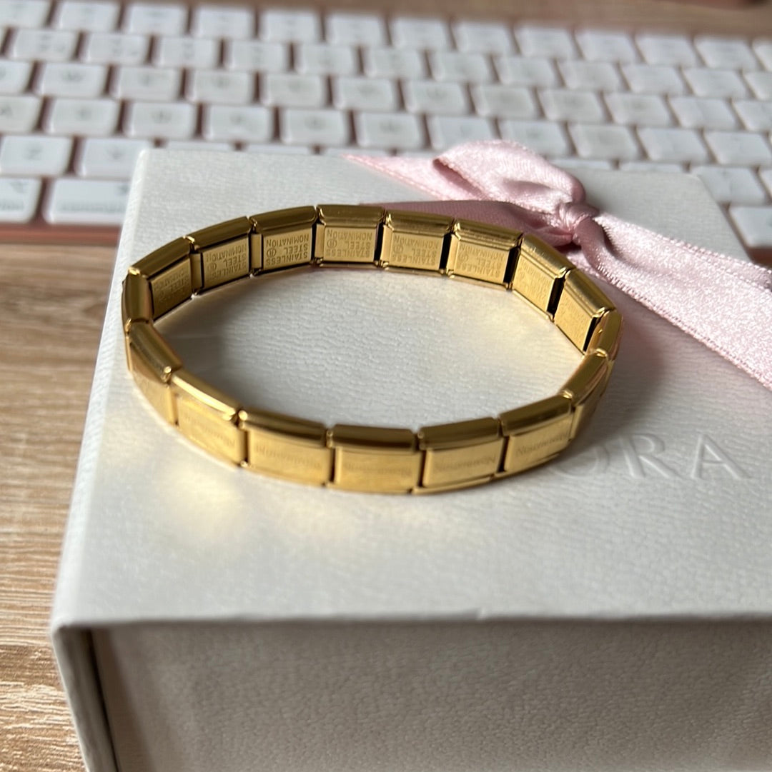 Genuine Nominations Gold Link Bracelet 17 Links