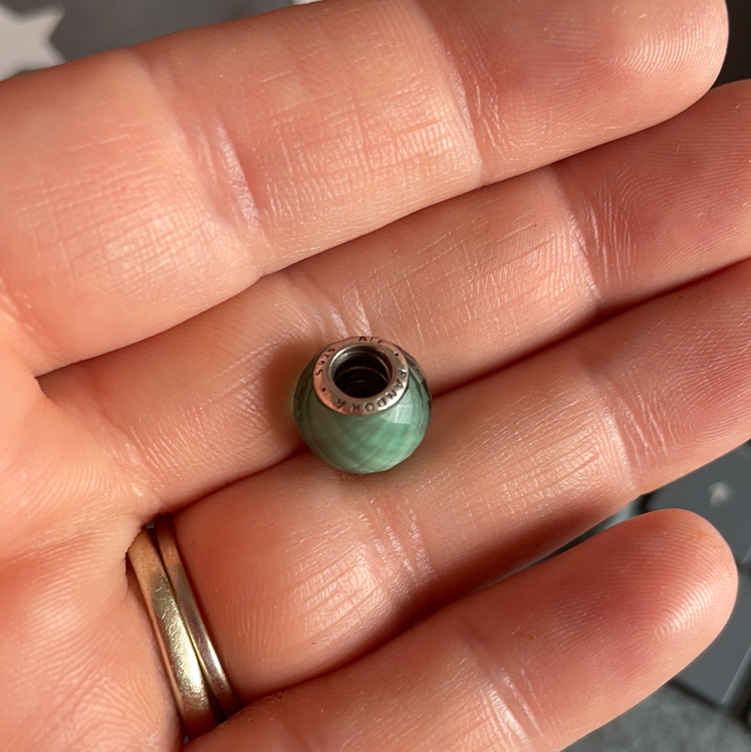 Genuine Pandora Petite Facet Murano In Mint Green